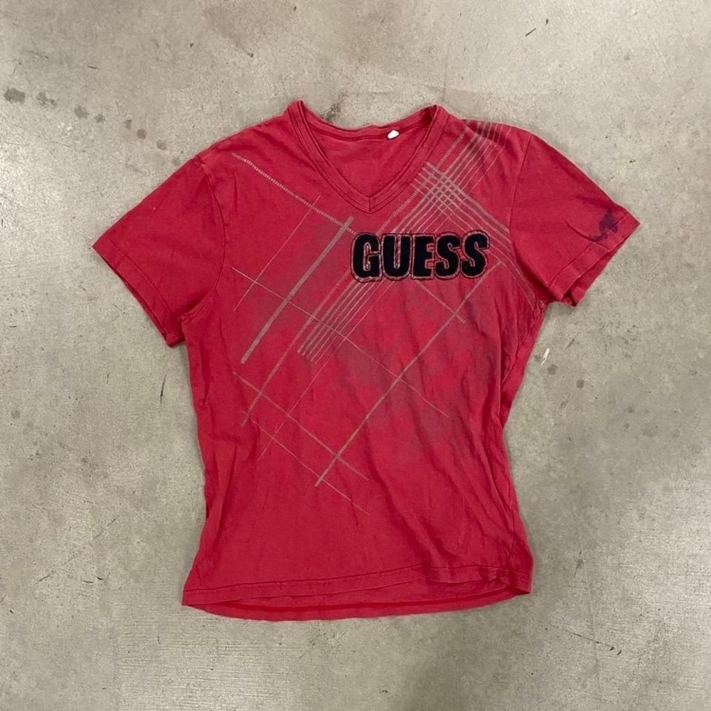 Vintage Y2K Women's Guess V-Neck Baby Tee Shirt‎ Size M